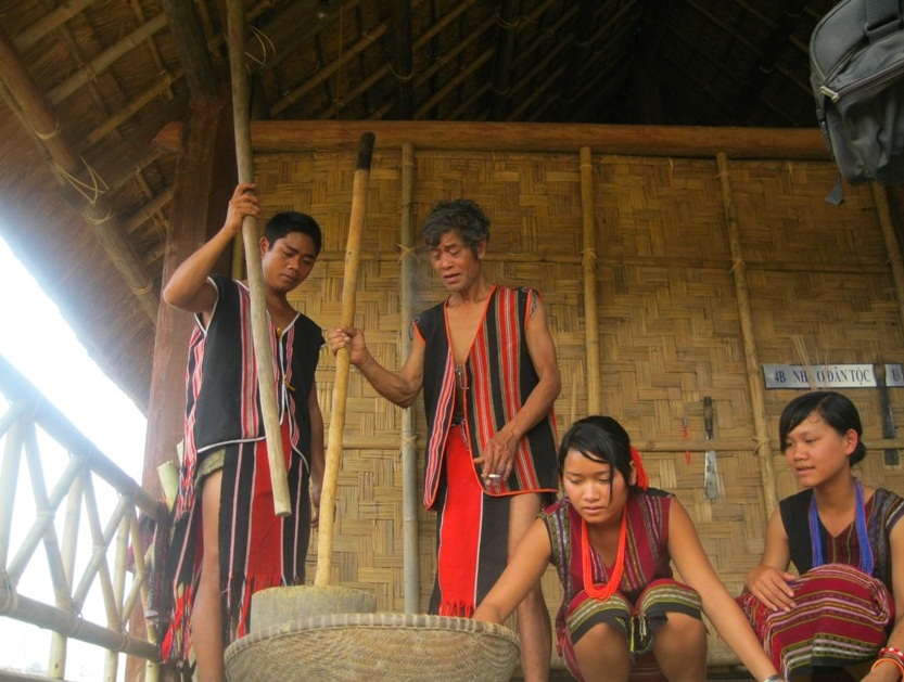 Grupos etnicos minoritarios en Vietnam 2