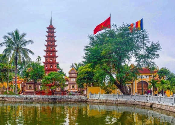 pagoda-más-hermosa-hanoi-vietnam-tran-quoc
