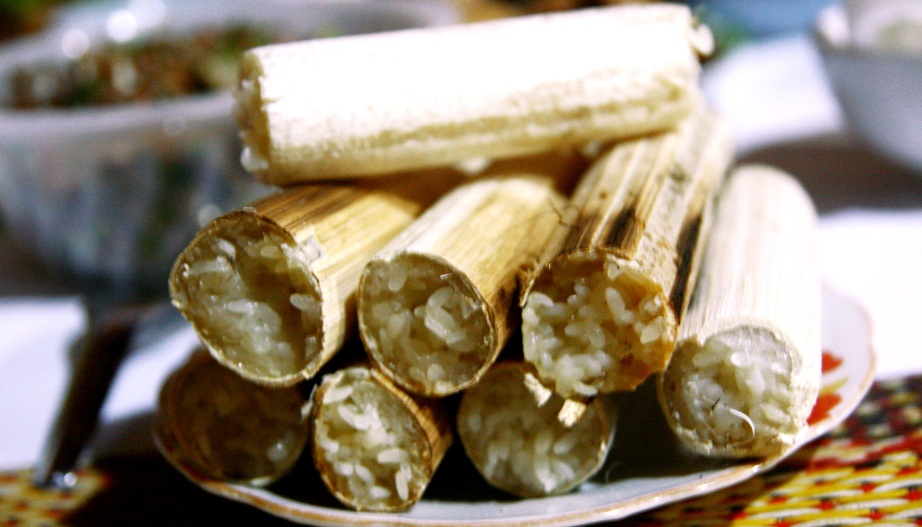 riz-cuit-en-bambou