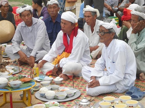 Una ceremonia musulmana en Vietnam