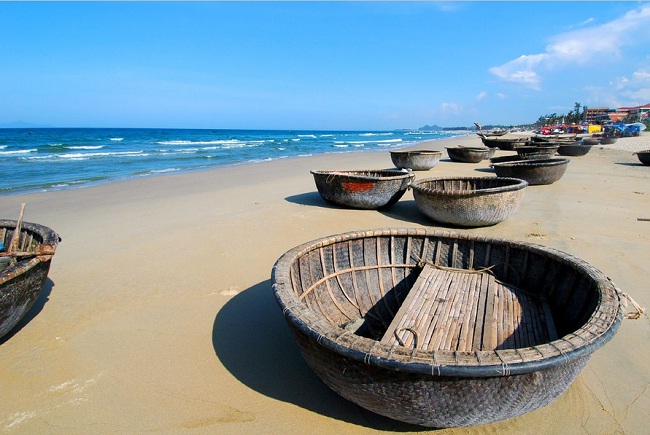 plage-de-mykhe-danang-vietnam