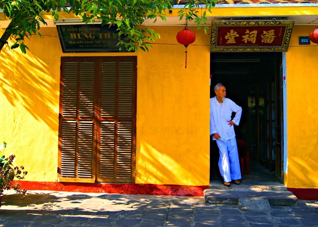 un-coin-du-quartier-a-hoian-vietnam