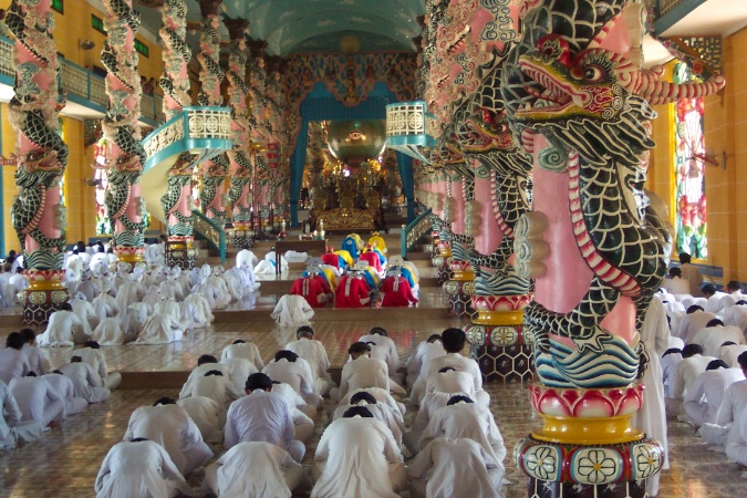 temple-cao-daiste-tay-ninh-vietnam