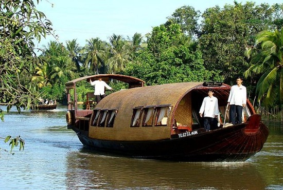song-xanh-sampan-vietnam