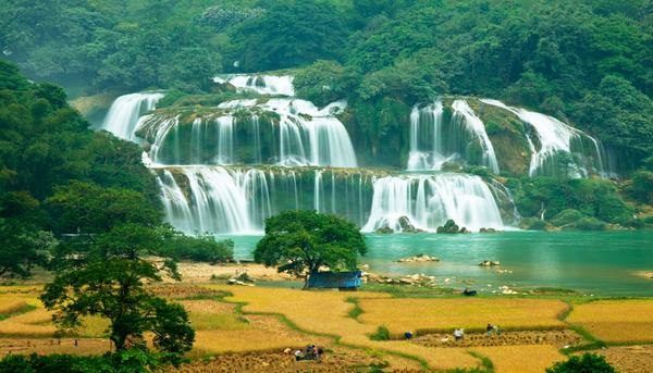 ban-gioc-cao-bang-vietnam-waterfall