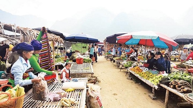 mercado de pho doan puluong vietnam