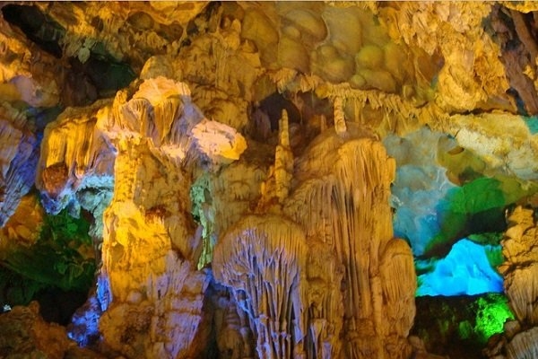 las cuevas Halong