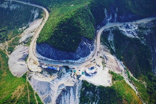 le col thung khe mai chau vietnam