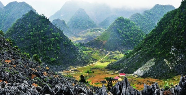 meseta dong van ha giang vietnam