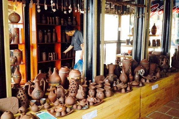 pottery pueblo de phuoc tich hue vietnam