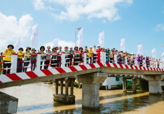 Este proyecto ha sido posible gracias a la contribución de numerosas empresas y grupos asociados.